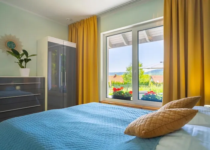 Ale Fajnie - Taras Z Widokiem Na Gory